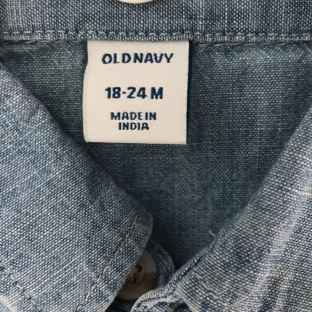 OLD NAVY Blue Short Sleeve Button Down Shirt